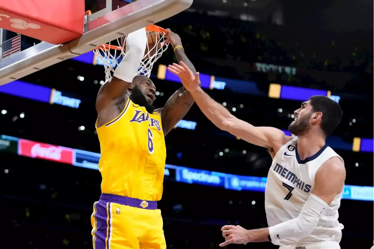 Swanson: LeBron James, Lakers are much better in closeout win, as promised