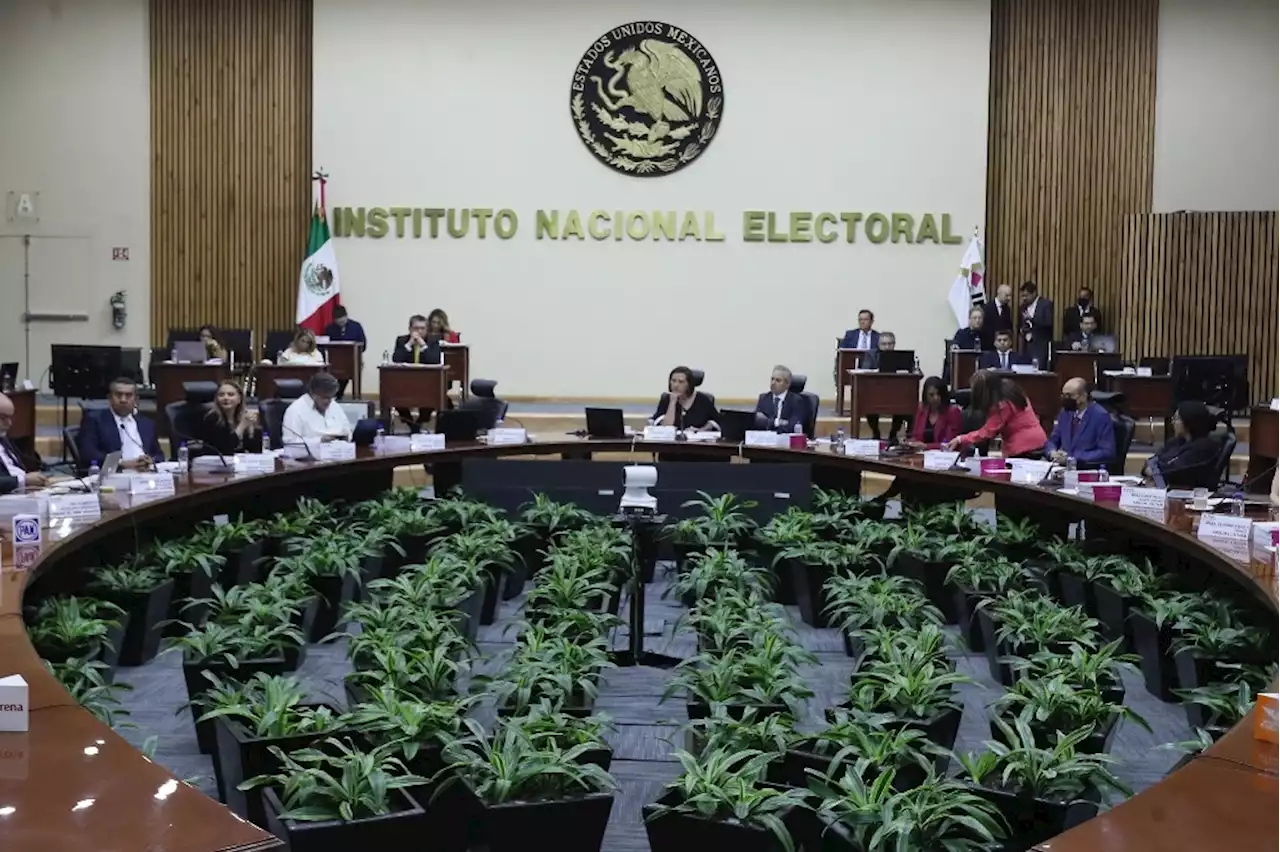 Avala INE padrón y listas nominales para elecciones en Coahuila y Edomex