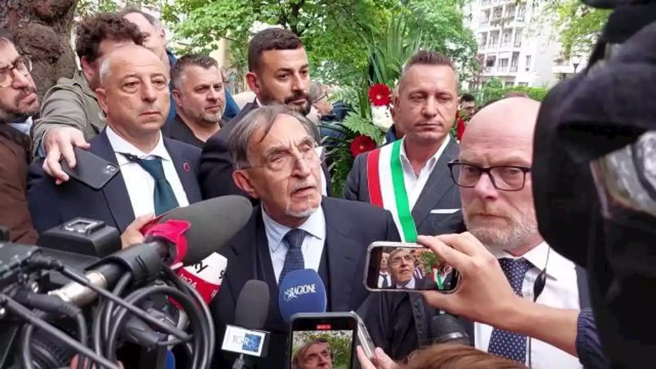 La Russa si innervosisce con i giornalisti alla cerimonia in ricordo di Sergio Ramelli