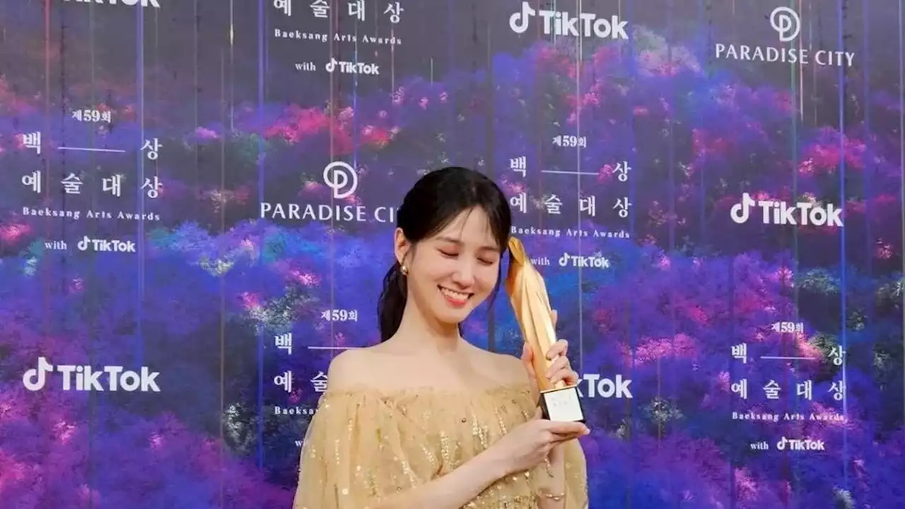 Transformasi Gaya Park Eun Bin yang Baru Menang Baeksang Arts Awards 2023