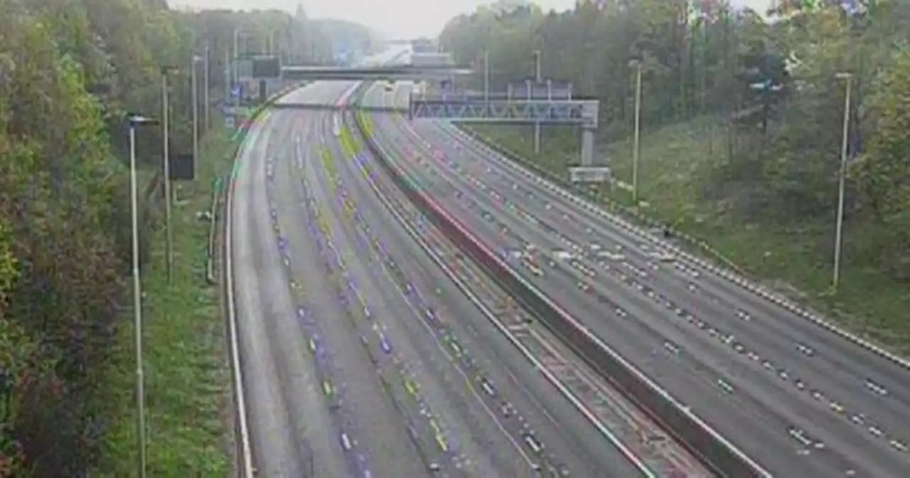 Motorway fully shut after 'very serious multi-vehicle crash'