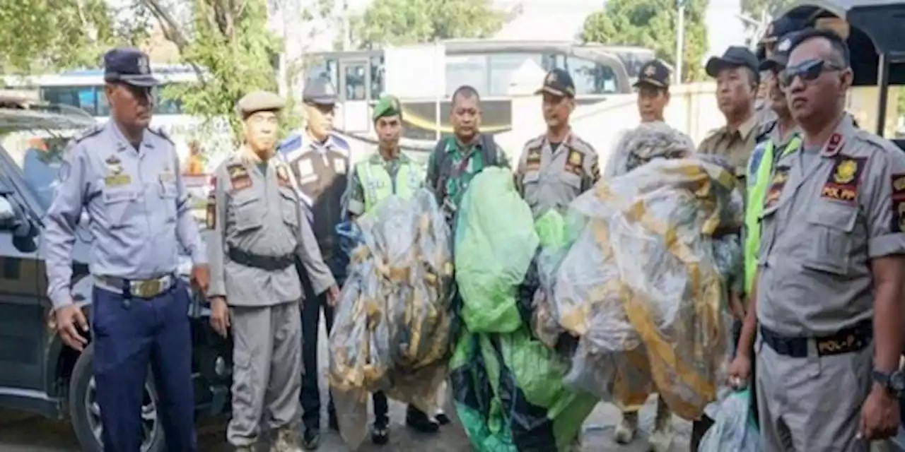 70 Balon Udara Liar di Langit Pekalongan Disita karena Ganggu Penerbangan | merdeka.com