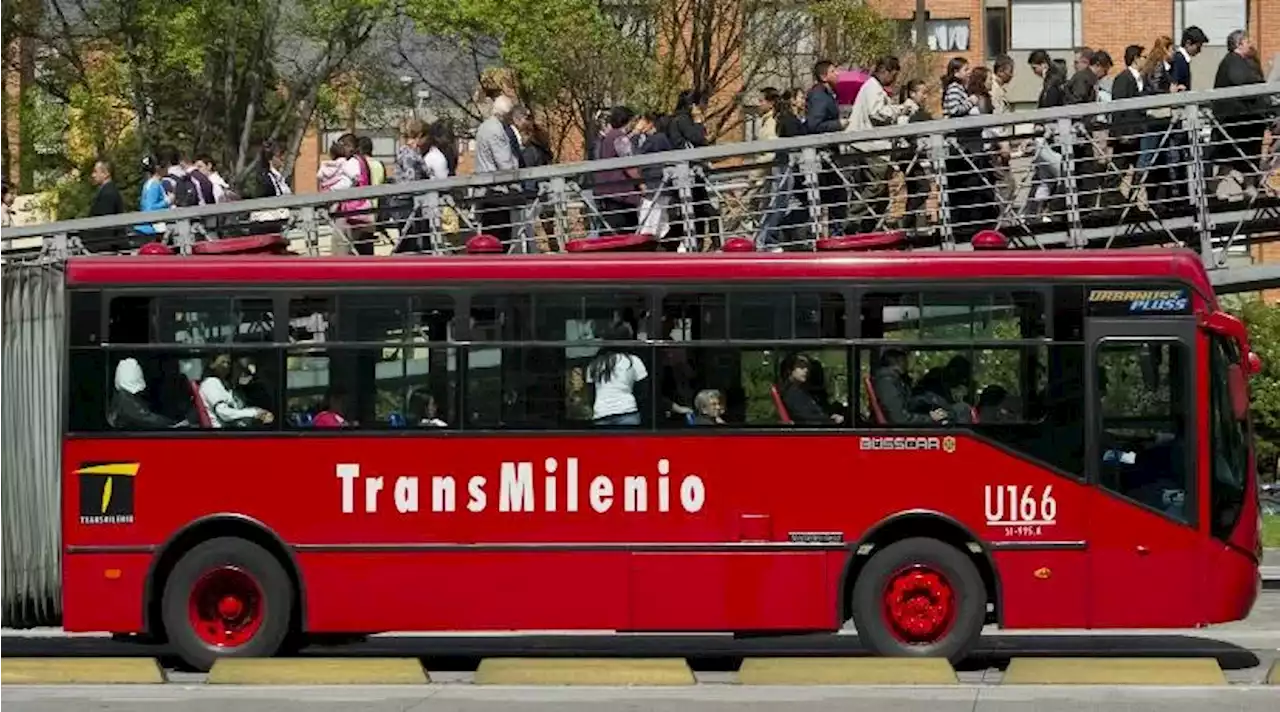 Autoridades recuperaron celulares robados en TransMilenio: así los están devolviendo