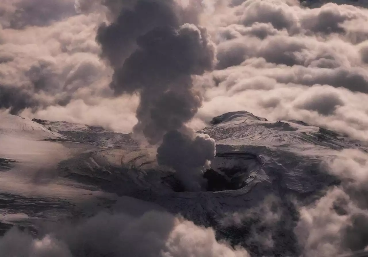 Bajan sismos, gases y ceniza del Nevado del Ruiz, pero sigue latente una posible erupción - Pulzo