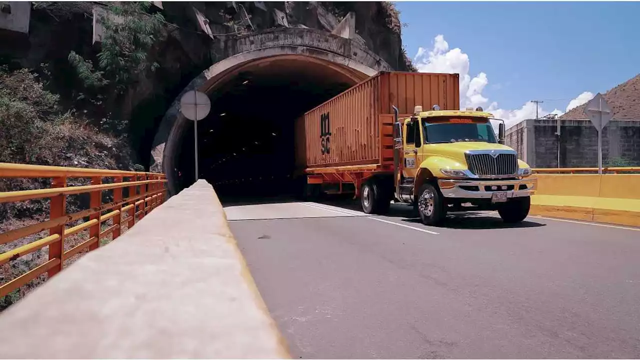 Costos de transporte por carretera están por las nubes en Colombia y comida seguiría carísima - Pulzo