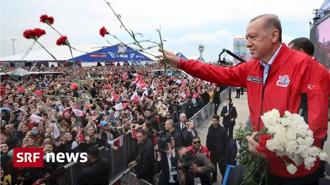 Endspurt im Wahlkampf - Türkeis Präsident Erdogan tritt erstmals wieder auf