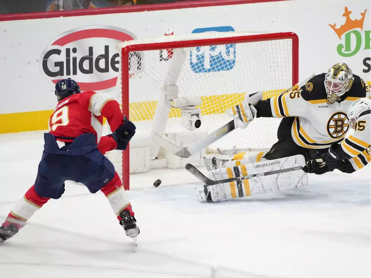 Panthers score 7, force a Game 7 against the Bruins