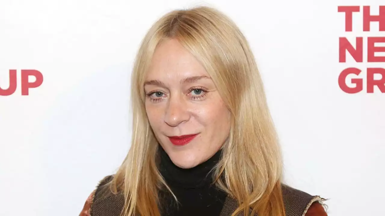 Chloë Sevigny Is Craving Glamour: “How Many More Frumpy Mommies Can I Play?”