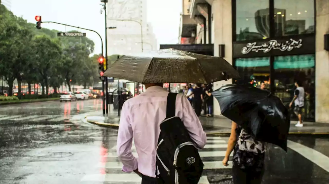 Fin del “veranito otoñal”: rige una alerta por fuertes lluvias en Buenos Aires y bajará la temperatura