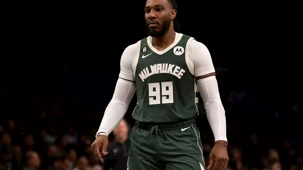 Jae Crowder frustrated after barely playing in Bucks playoff loss to Heat: 'I don't know my purpose here'