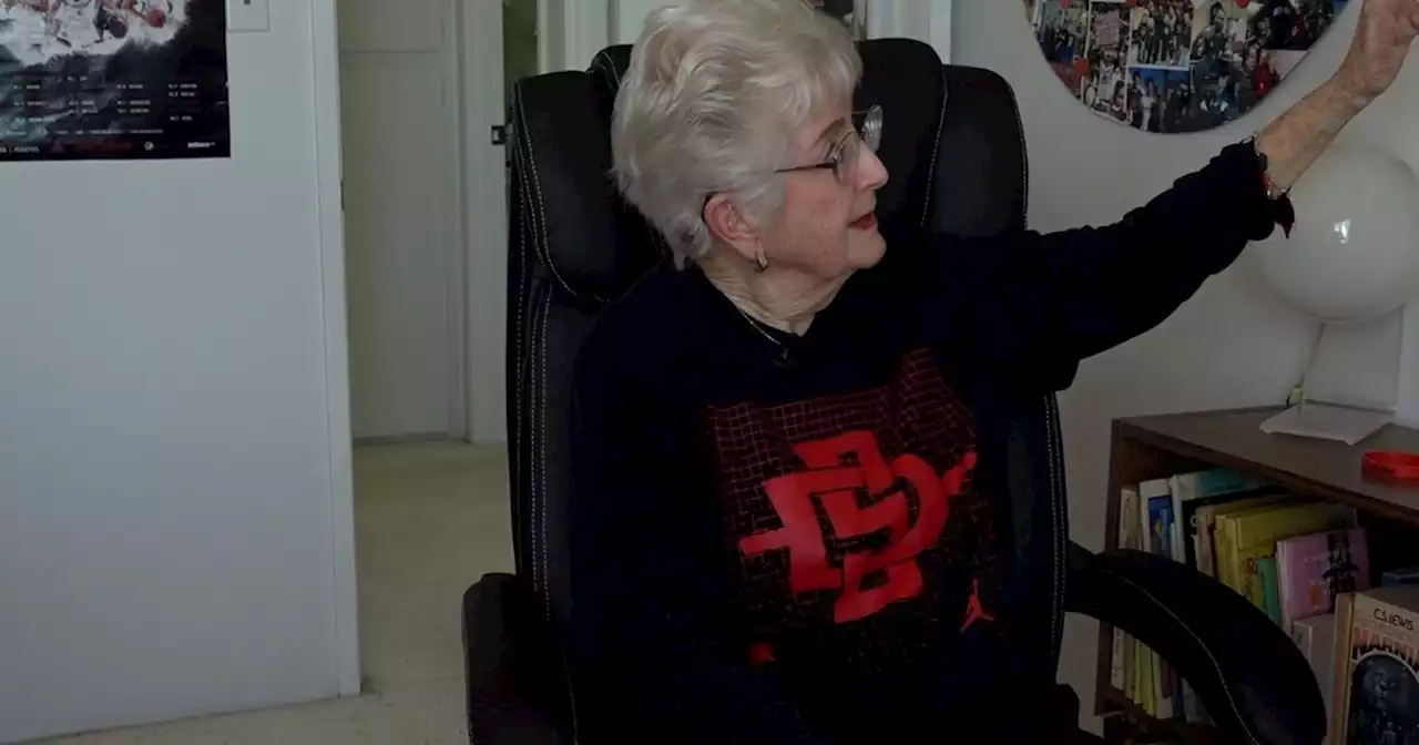 Vertigo forces Show Grandma to cheer on Aztecs from San Diego instead of Houston