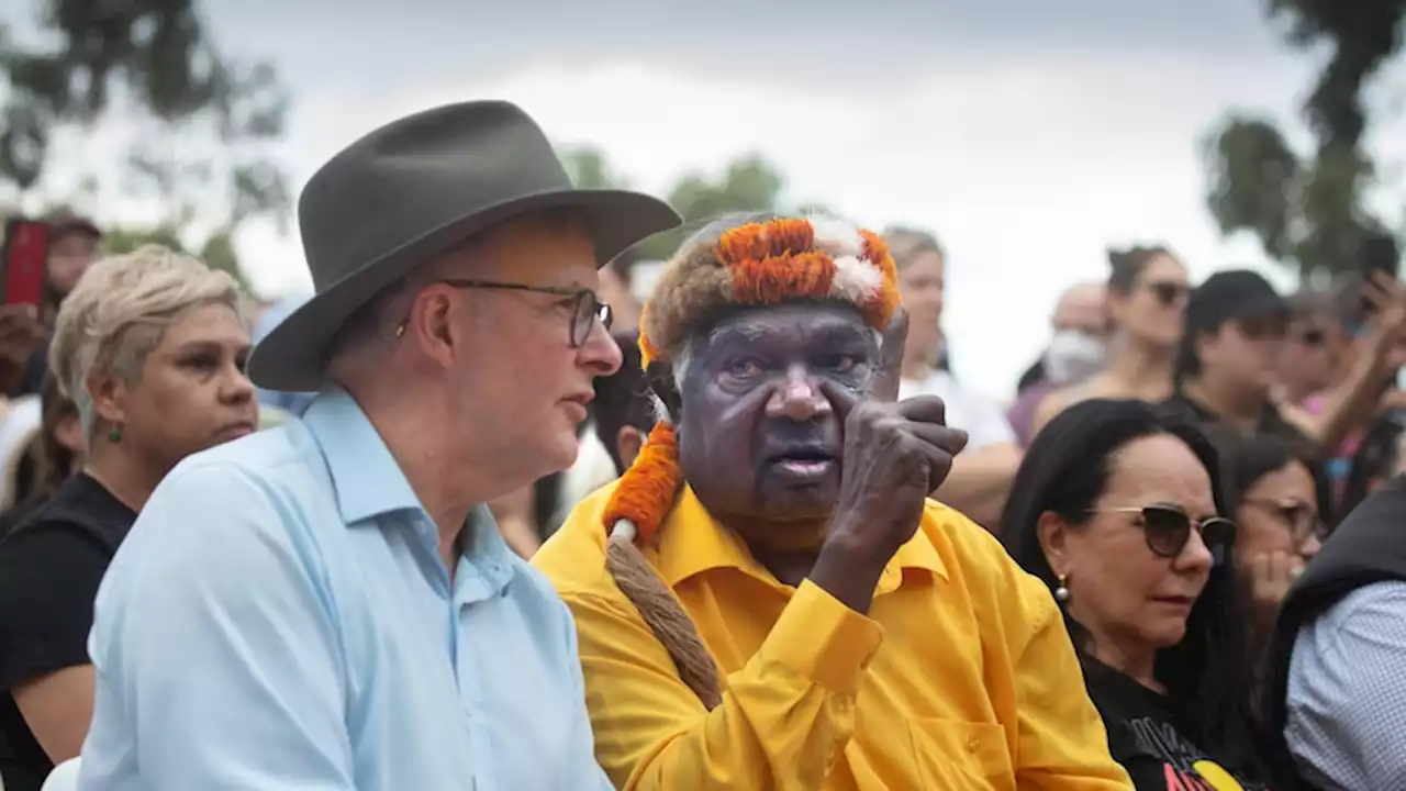 A political warrior who walked tall in two worlds — how Yunupingu opened Australia's eyes