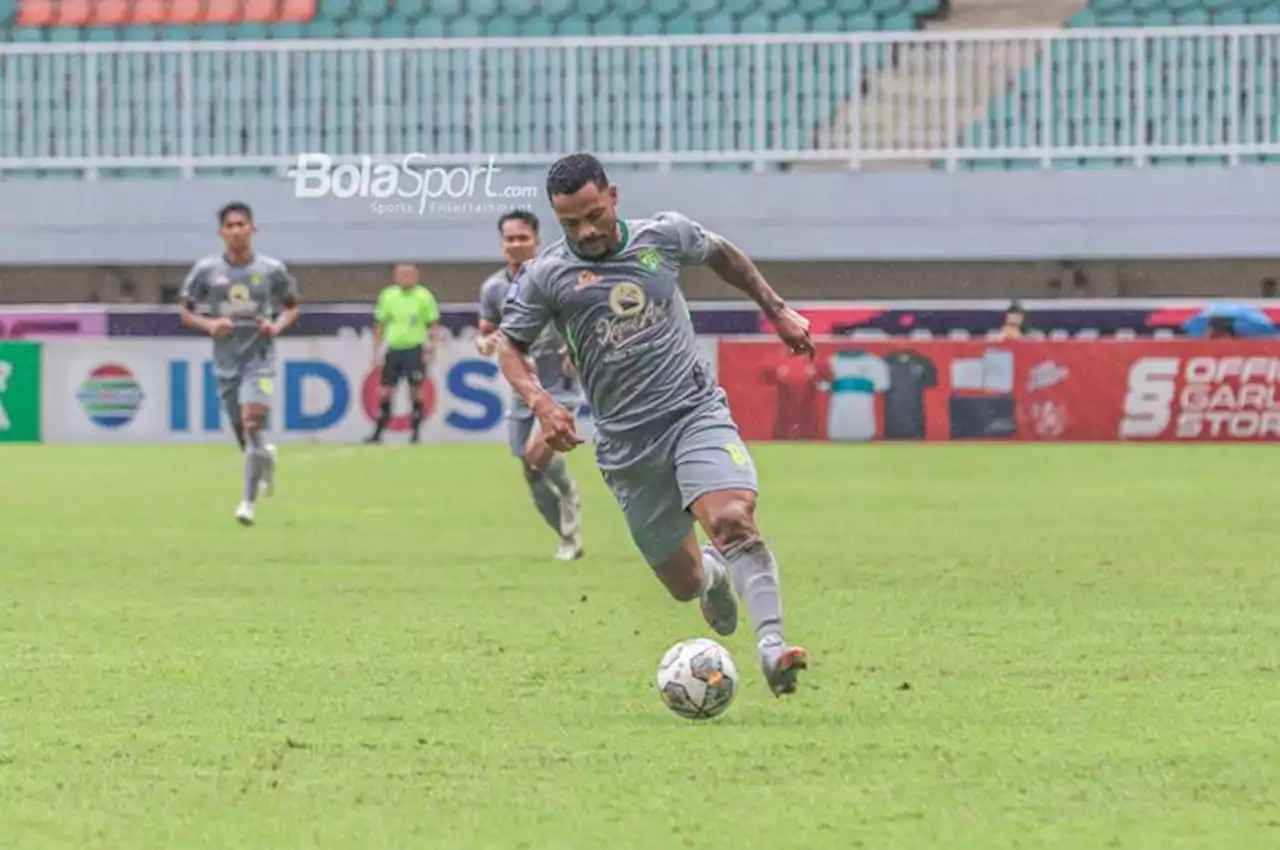 Nasib Striker Asing Persebaya Surabaya Bakal Ditentukan dari Komunikasi Aji Santoso dengan Manajemen - Bolasport.com