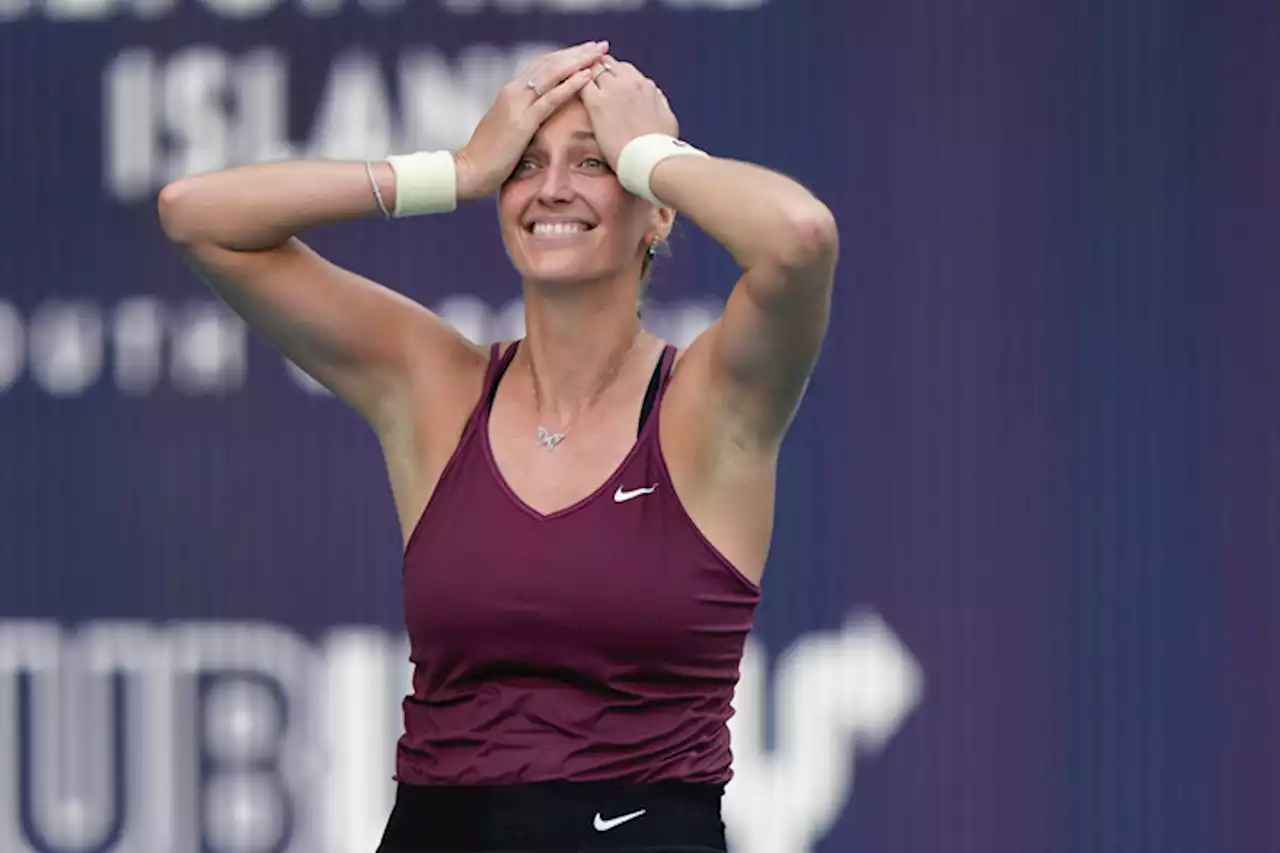 Kvitova upends Rybakina for women's Miami Open title | The Associated Press