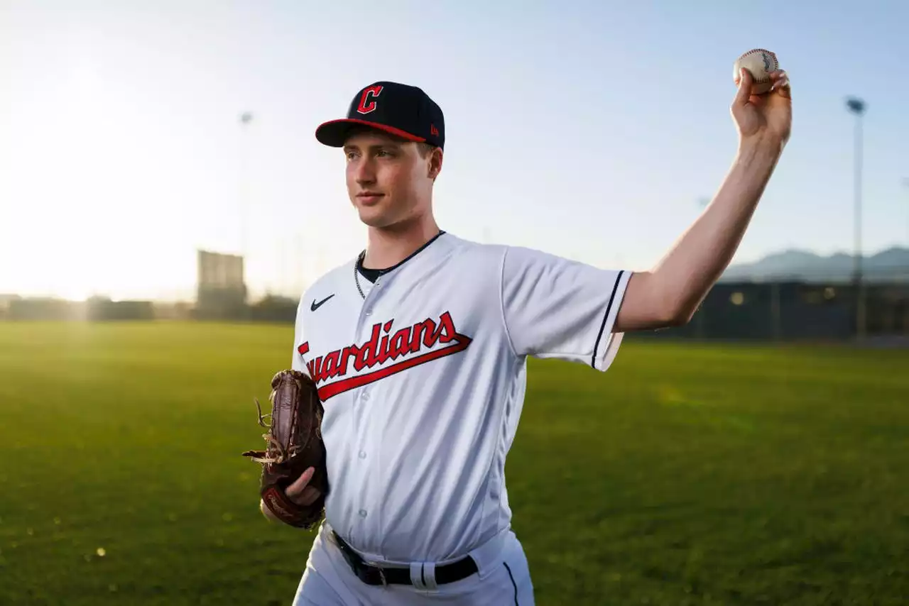 Watch Guardians’ Tim Herrin strike out all four Mariners batters he faces in major league debut (Video)