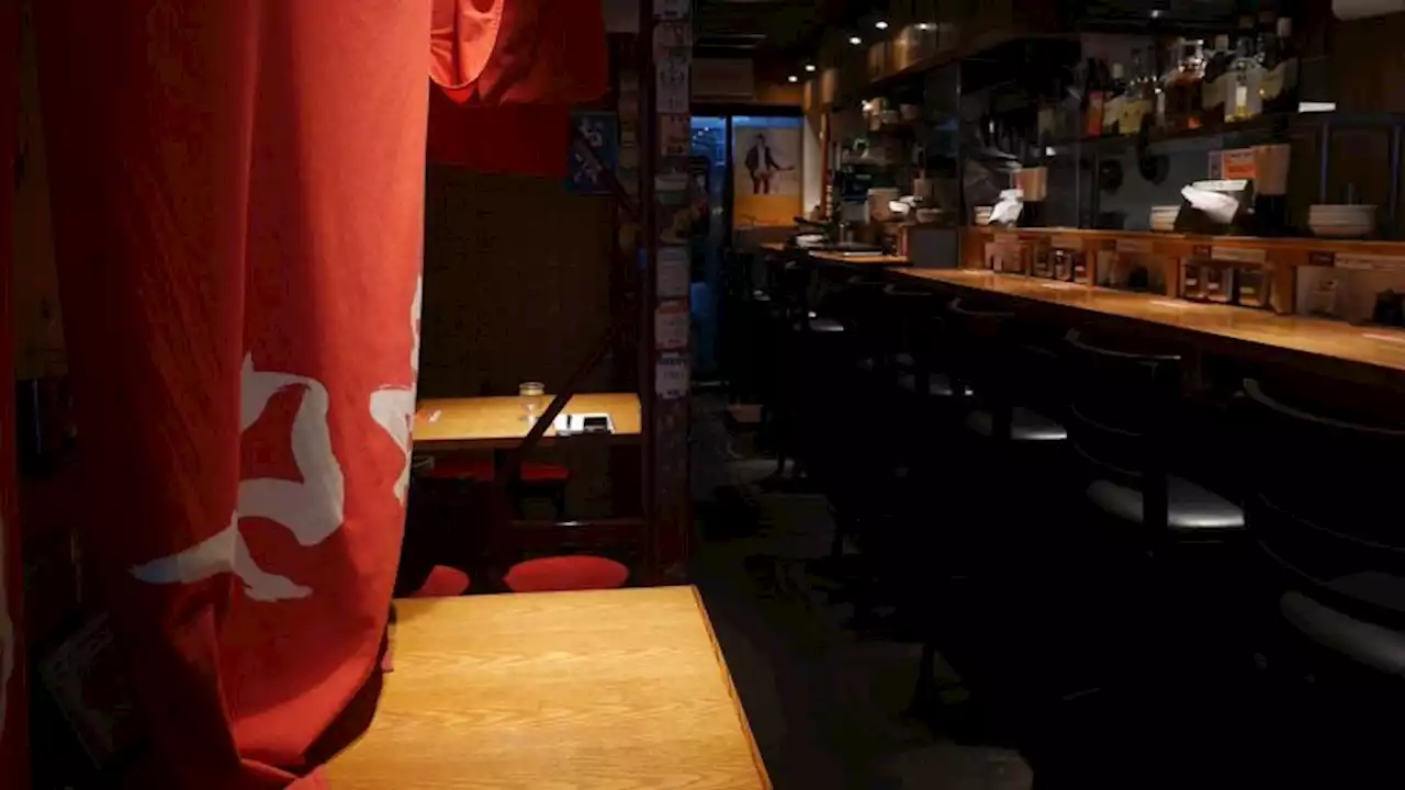 Tokyo ramen shop bans customers from using their phones while eating | CNN