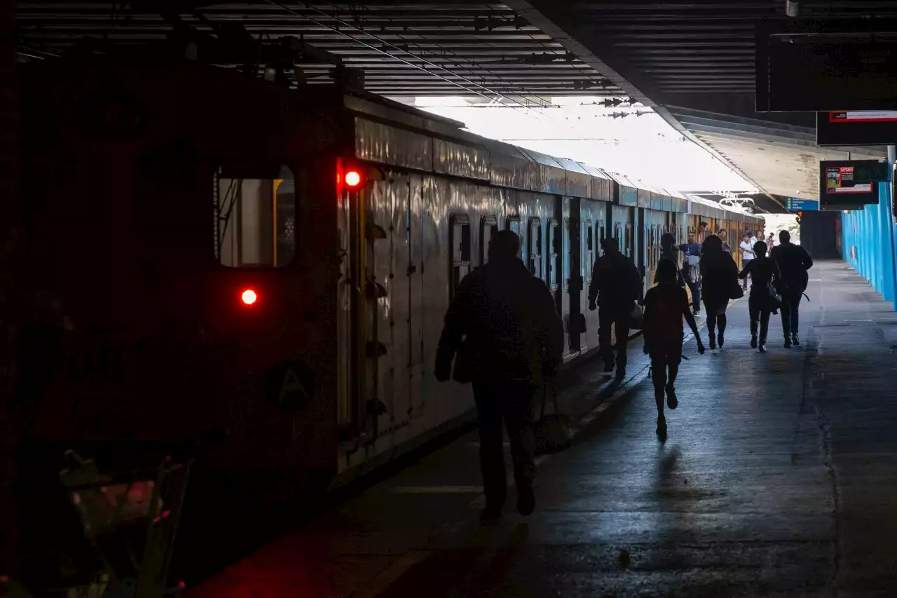 GROUNDUP: Evidence suggests Prasa may be using lawyers unlawfully