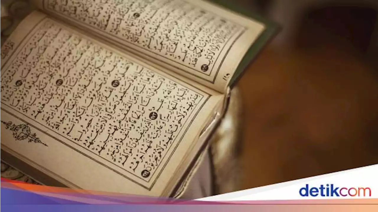 Bolehkah Membaca Al-Qur'an Tidak Memakai Jilbab?