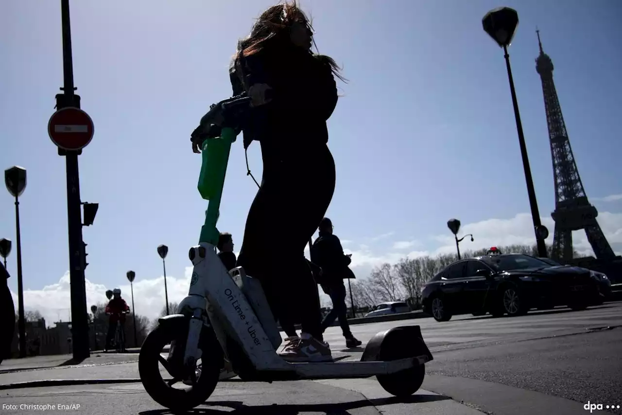 Pariser stimmen für Verbot von E-Scooter-Verleih