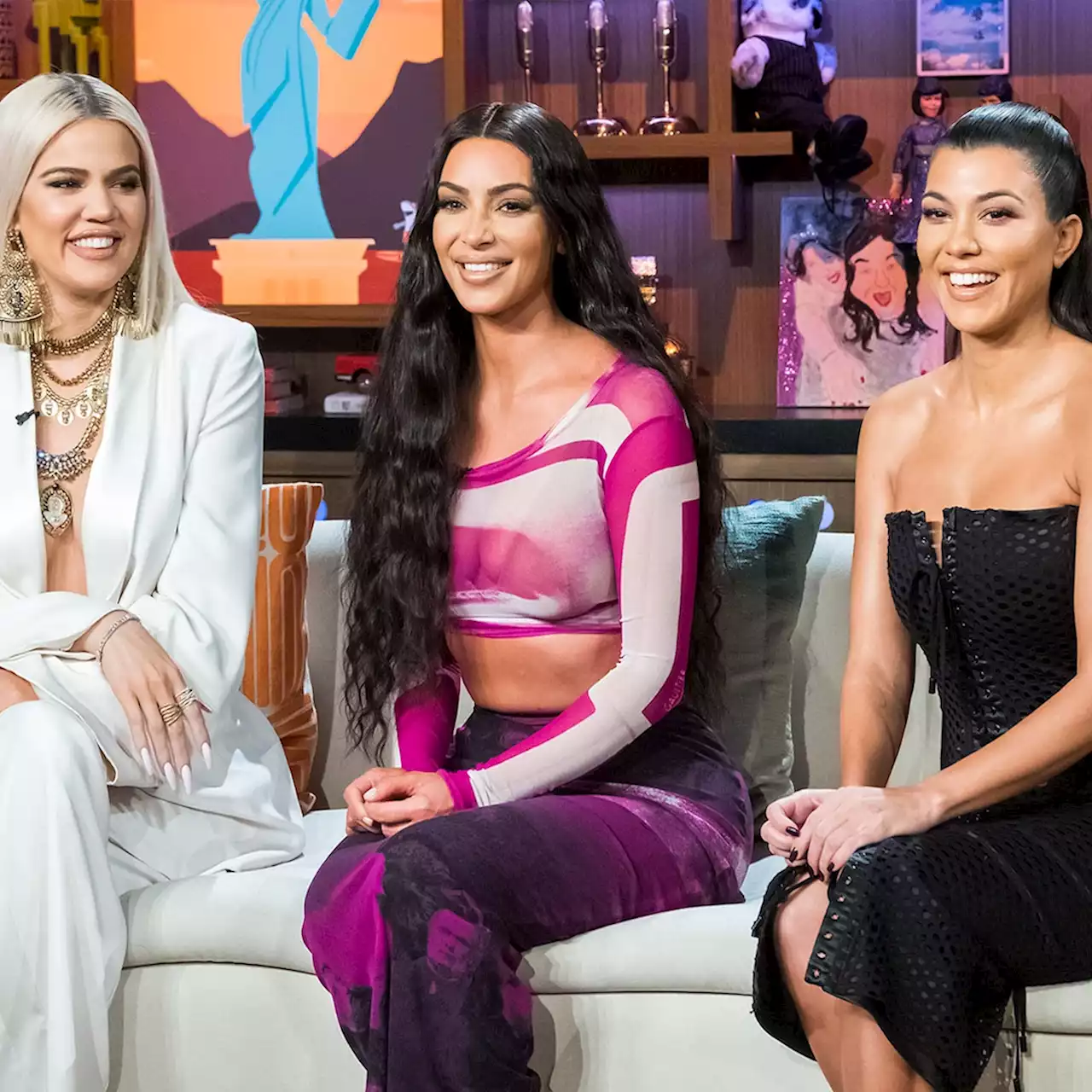 Kim Kardashian Apologizes for Saying Kourtney and Khloe Looked Like 'Clowns' During 2018 Tokyo Trip - E! Online