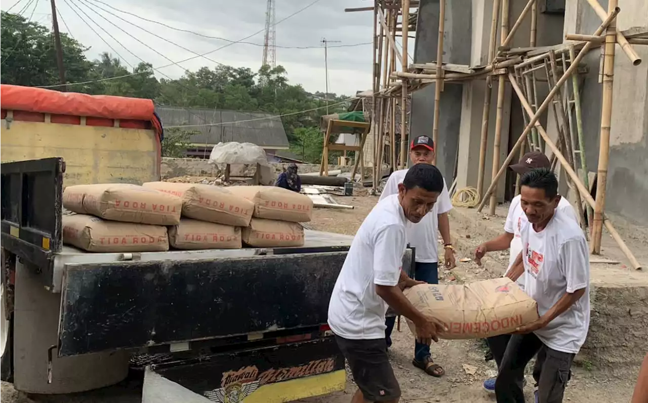 KST Pendukung Ganjar Bantu Merenovasi Masjid di Kabupaten Bogor