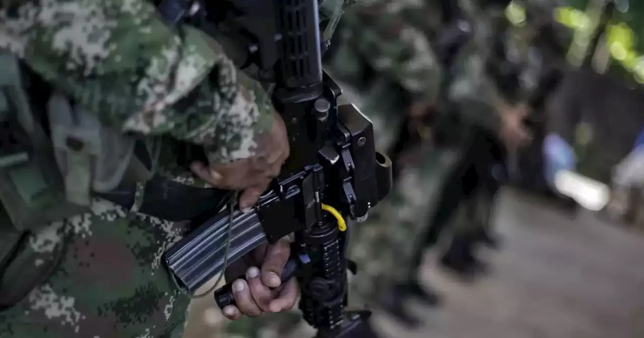 Salen 748 soldados del Ejército en medio de la crisis de orden público en Colombia