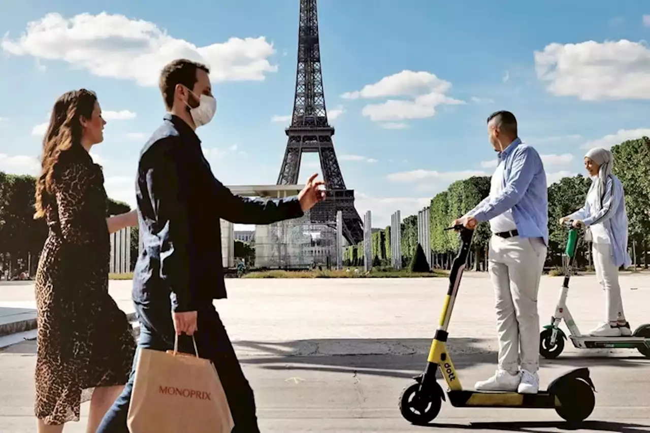 París se convierte en la primera gran ciudad en expulsar a los vehículos eléctricos de alquiler