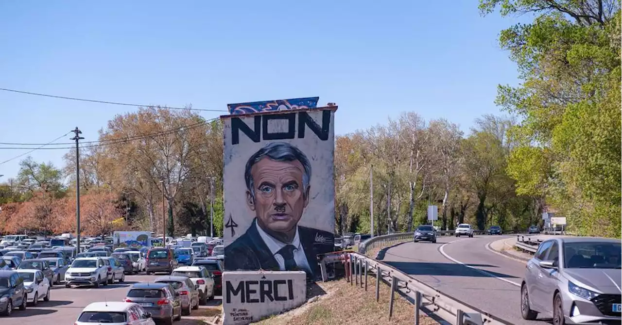 Avignon : Emmanuel Macron caricaturé en Hitler, une nouvelle fresque polémique