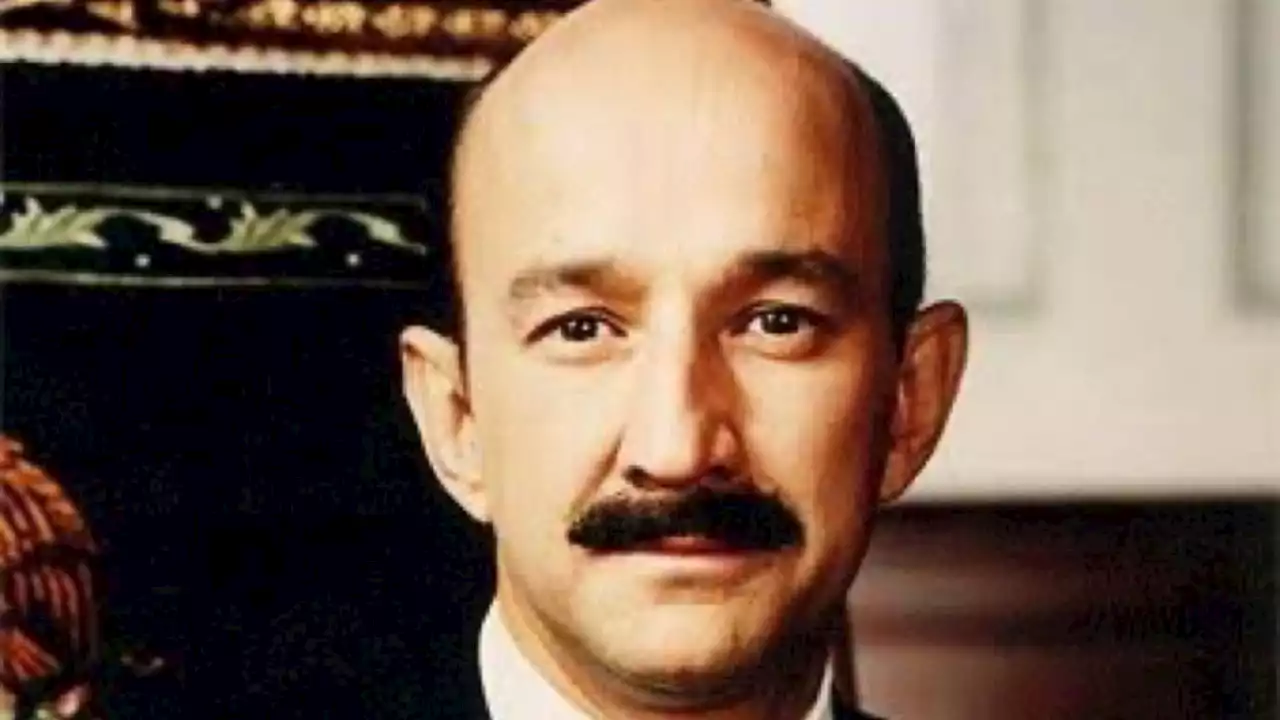 Hoy cumple años el innombrable de AMLO: Carlos Salinas