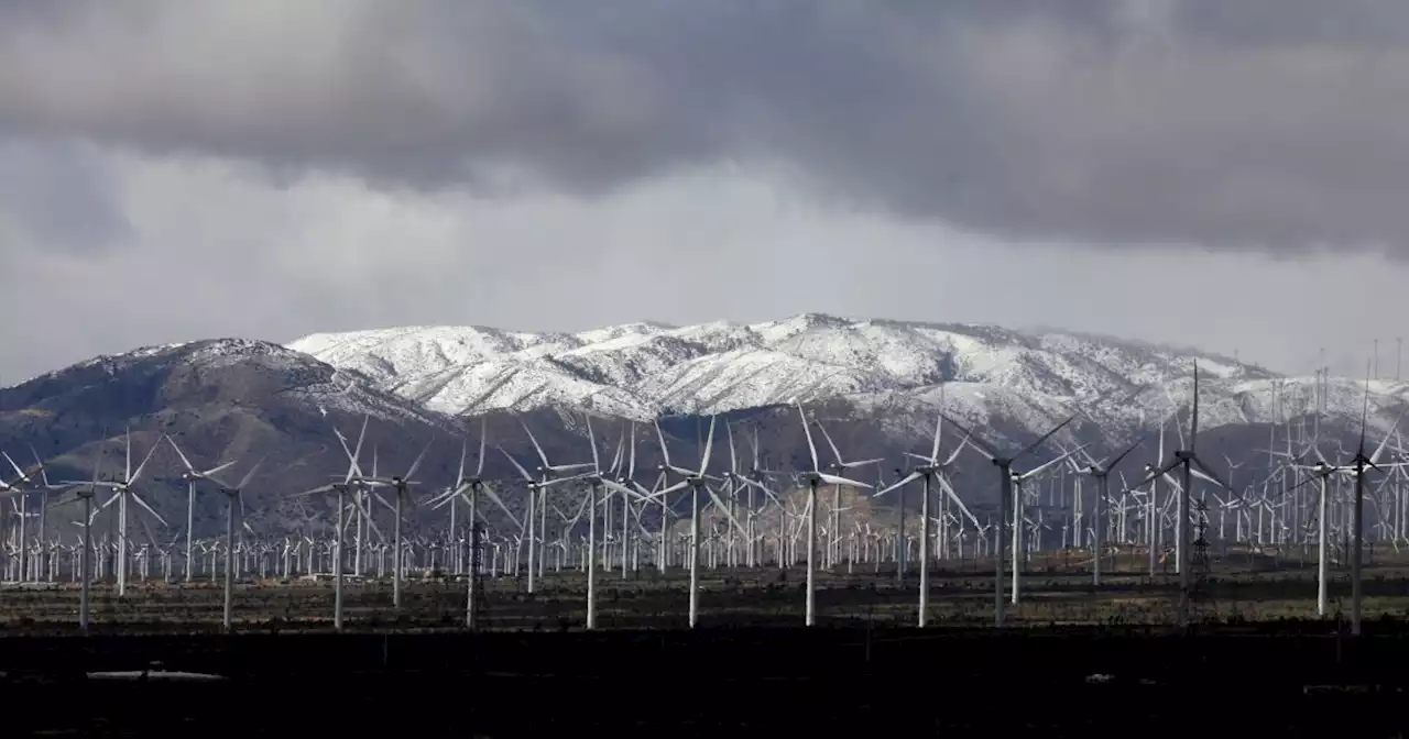 Strong winds to hit Southern California as region braces for possible outages, fire risk