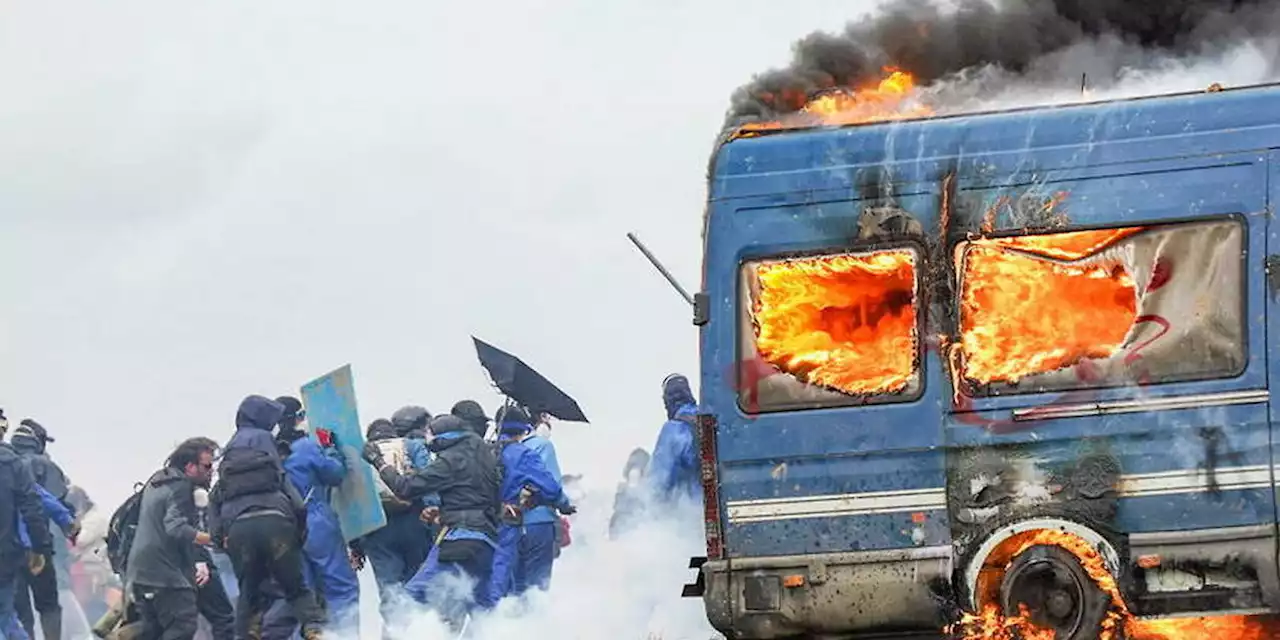 Sainte-Soline : non, le Samu n’a pas été interdit d’accès aux blessés