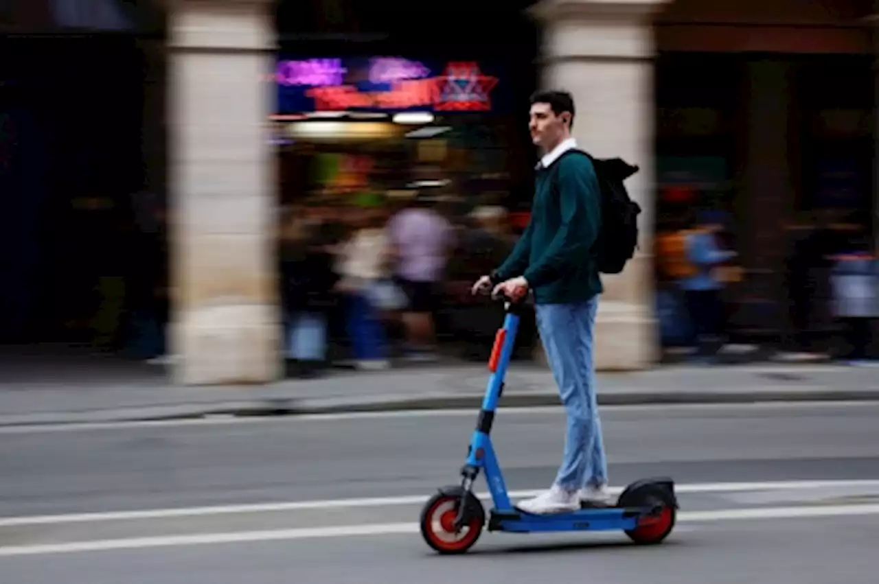 Paris to ban e-scooters from September