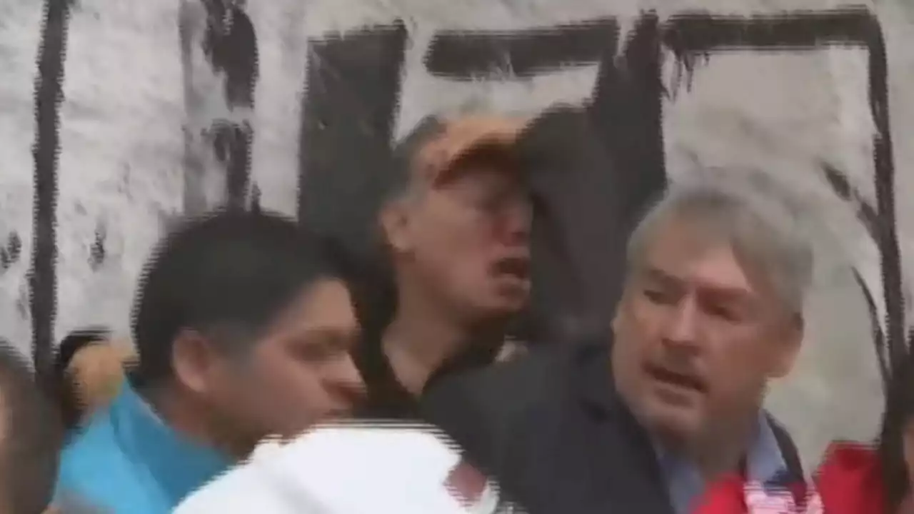 Video: el momento de la agresión que sufrió Sergio Berni