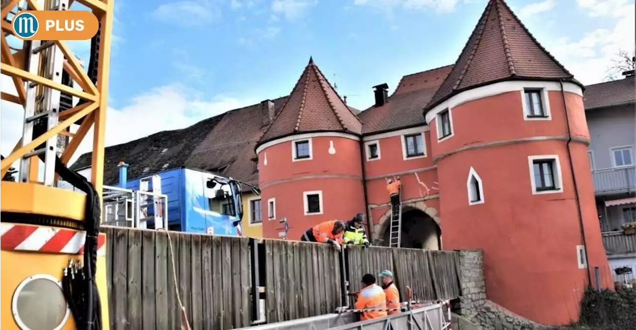 Vollsperren in Cham: Unüberwindbare Hürden vor Biertor und Kreisel