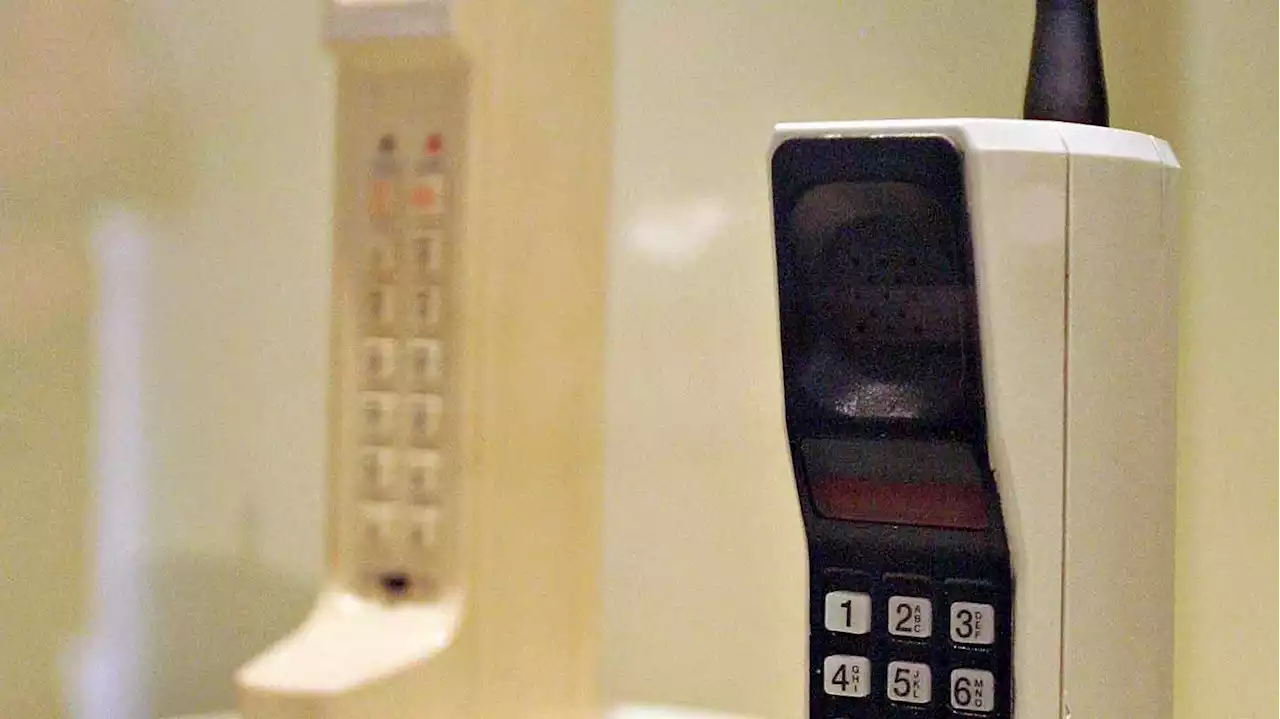 Ringing in 50: Motorola Engineer Celebrates Anniversary of First Cellphone Call