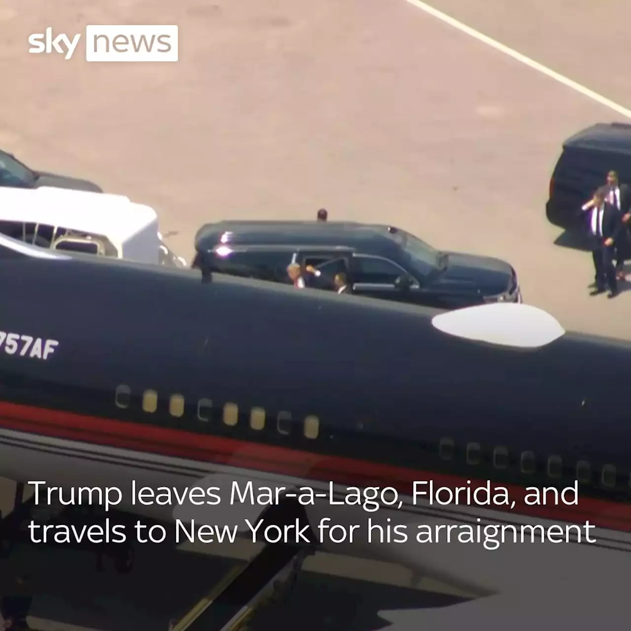 Donald Trump leaves Mar-a-Lago home for New York ahead of court appearance