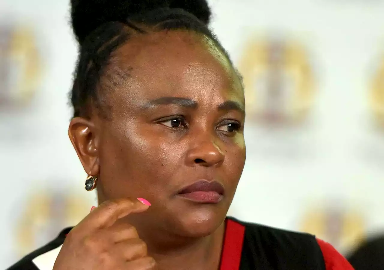 Committee slammed for allowing Mkhwebane's hearing to proceed without her lawyers | The Citizen