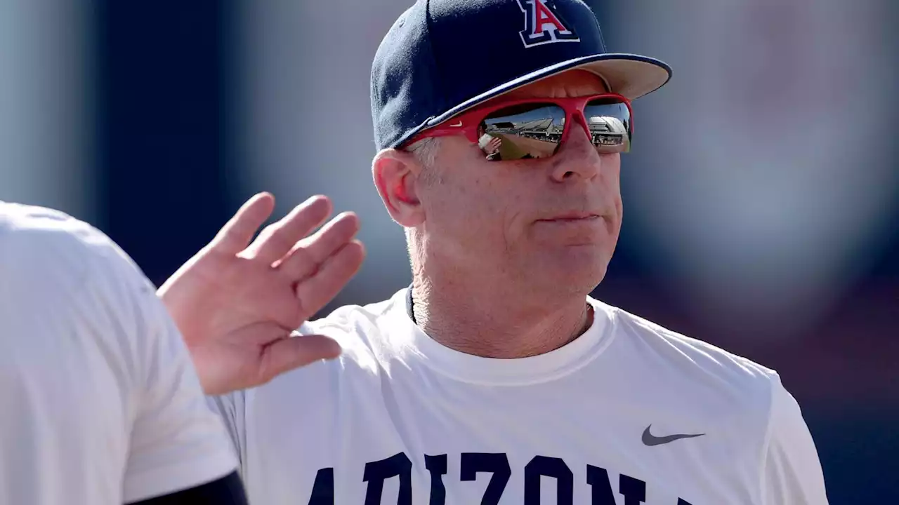 Cats' rally falls short in 9th straight Pac-12 loss; 'it's not acceptable,' UA coach Chip Hale says