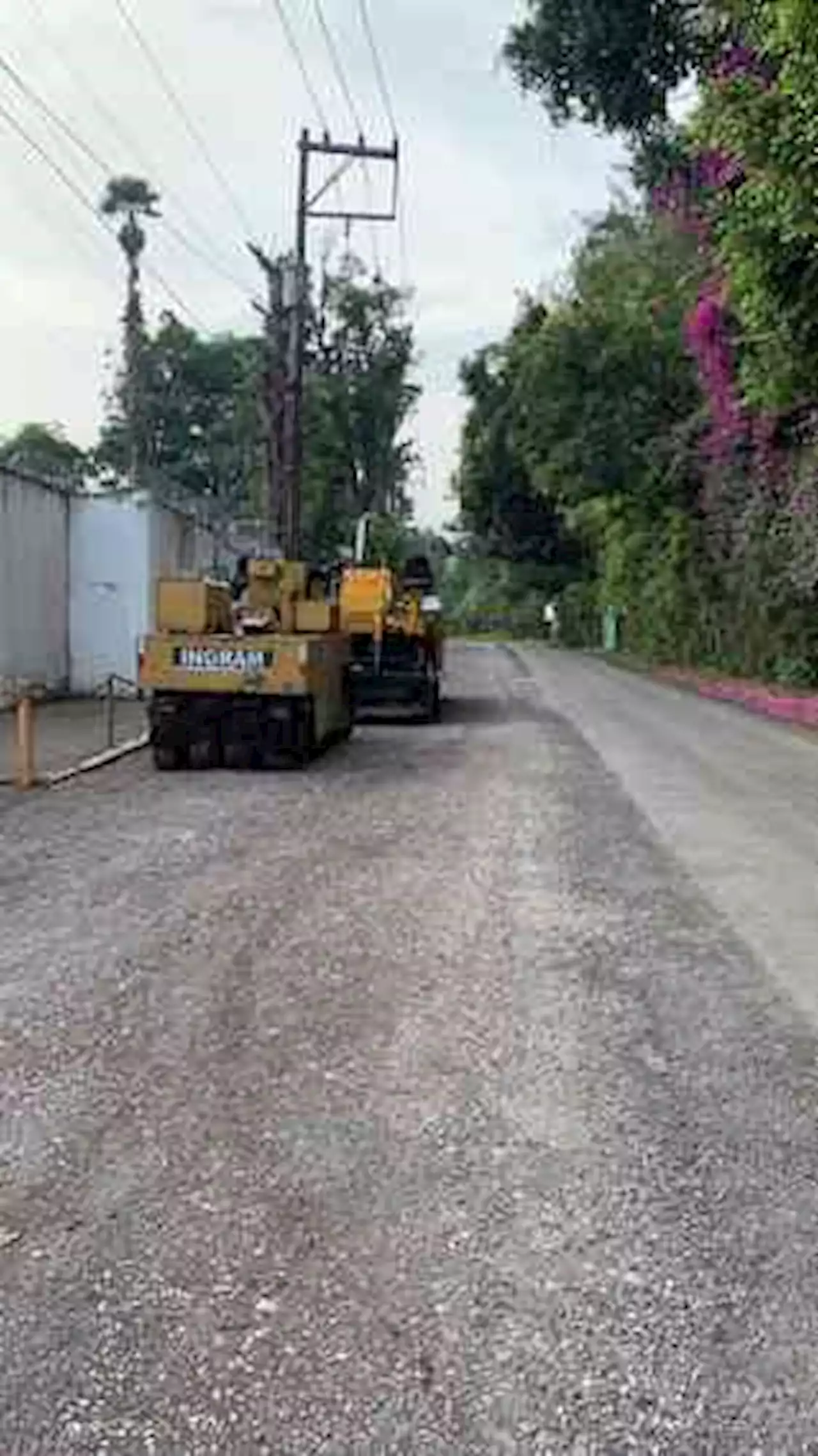 Sigue detenida obra de pavimentación en La Orduña, Coatepec, denuncian