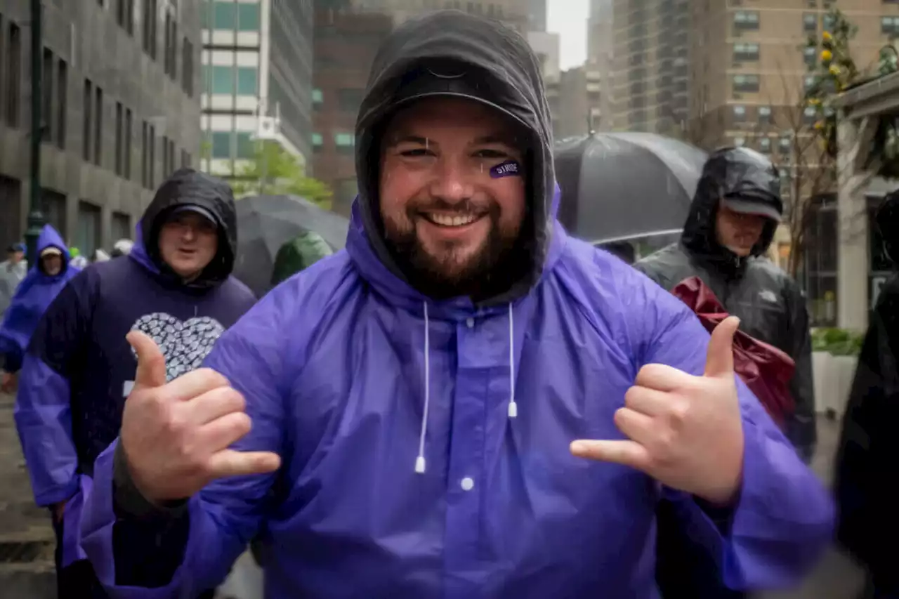 ‘We are here to fight’: Annual PanCAN PurpleStride walk weathers storm for pancreatic cancer awareness | amNewYork