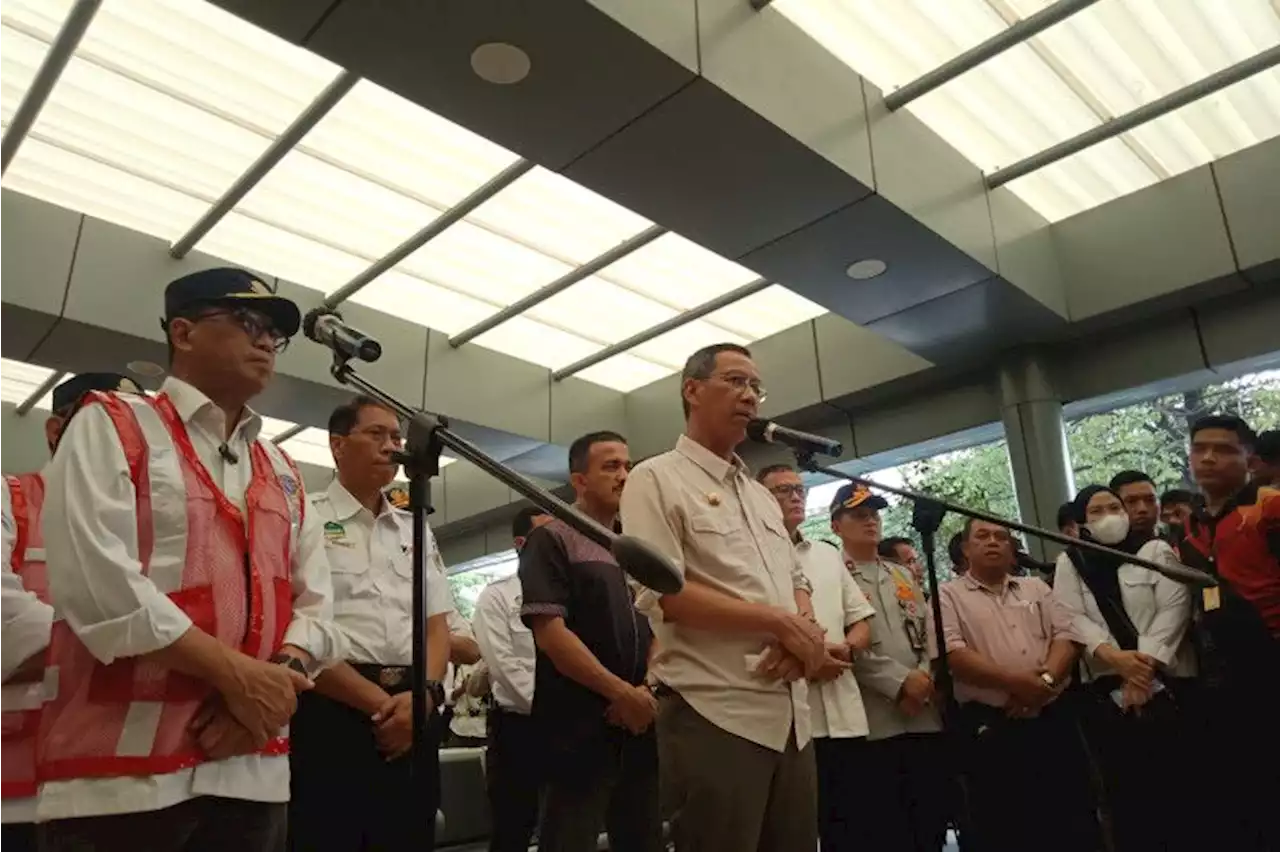 Heru bersama Menhub pantau arus balik di tiga stasiun kereta api