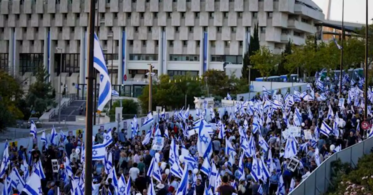 PHOTOS: Hundreds of Thousands of Israelis March to Support Netanyahu's Judicial Reforms