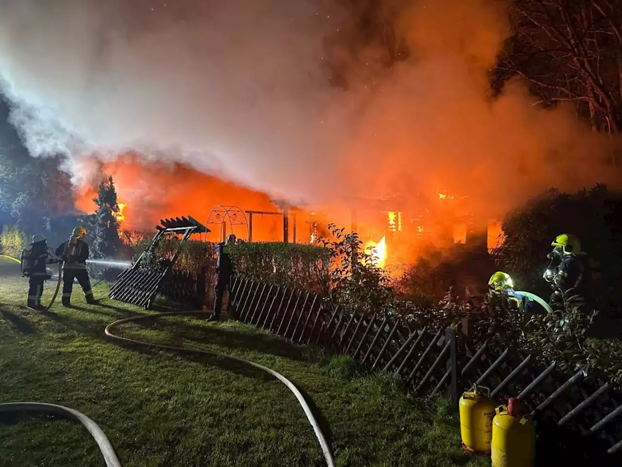 Feuer auf Campingplatz – Feuerwehren der Samtgemeinde Flotwedel im Großeinsatz --- (Cityreport24-Nachrichtenblog)