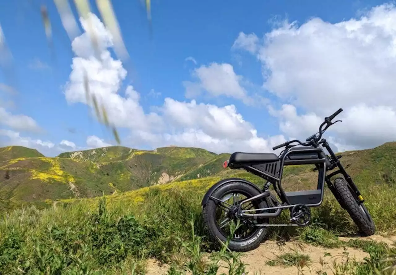 CleanTechnica Tested: The Ride1Up Revv1 Moped E-bike - CleanTechnica