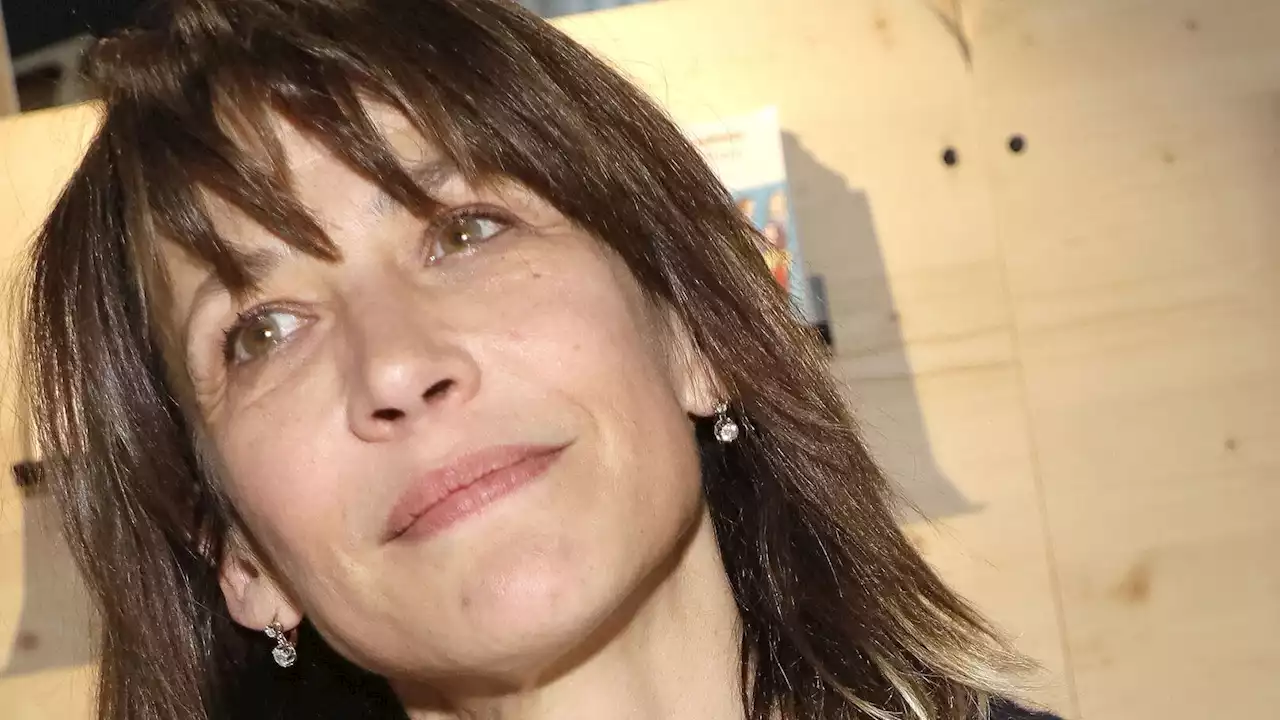 “Cela pèse sur la descendance” : les confessions douloureuses de Sophie Marceau sur sa mère