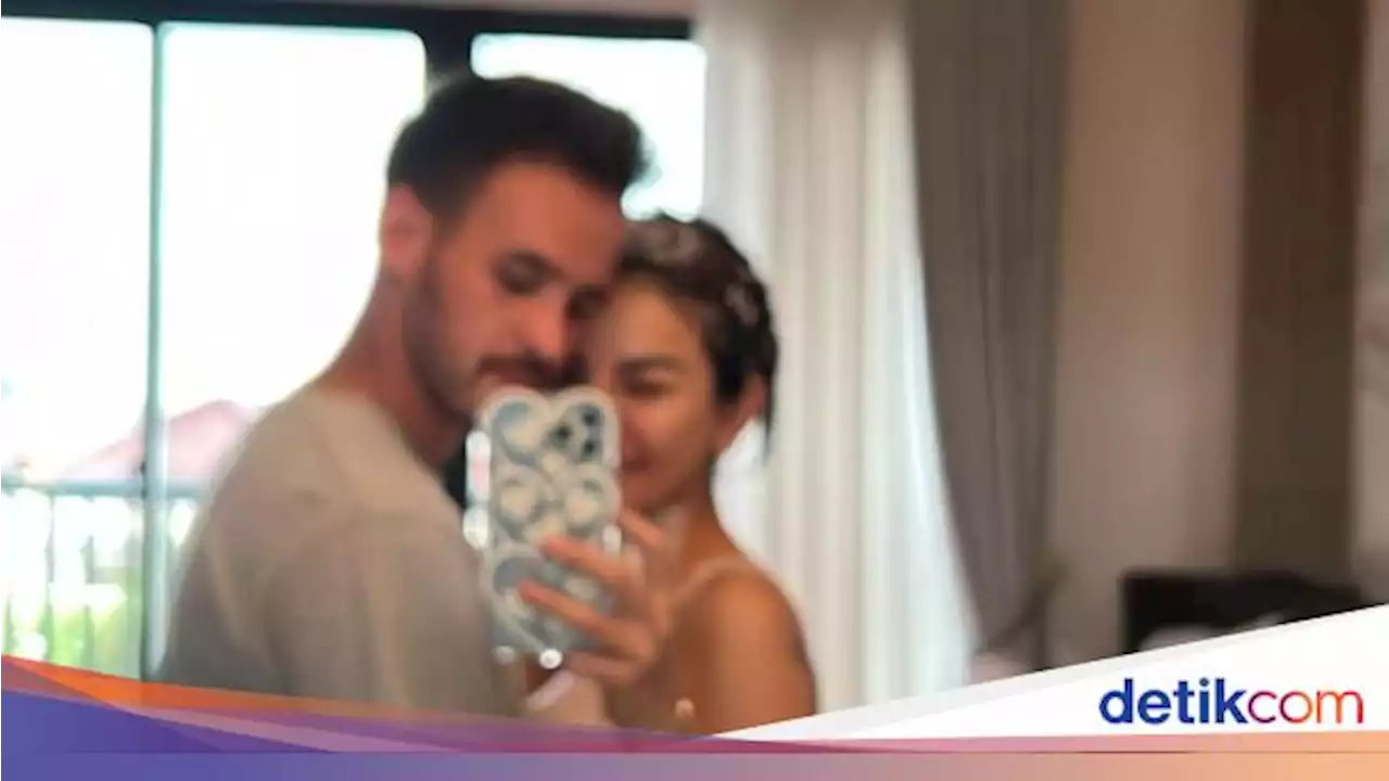 Nikita Mirzani Hamil Anak Toni, tapi Hanya Bertahan 7 Minggu