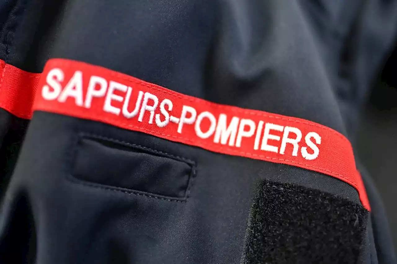 Aveyron : près de 200 bovins seraient piégés dans un incendie qui ravage un bâtiment agricole