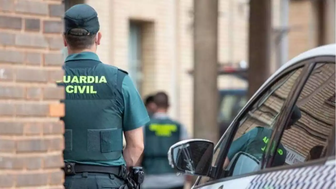 Un grupo de encapuchados propina una brutal paliza a un hombre en Cartaya, Huelva