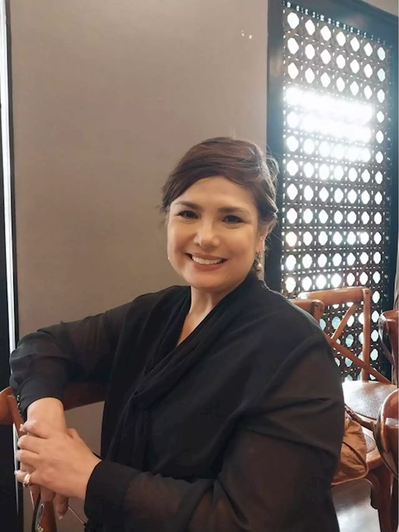 Snooky Serna says intrigues almost drove her to depression, quit showbiz