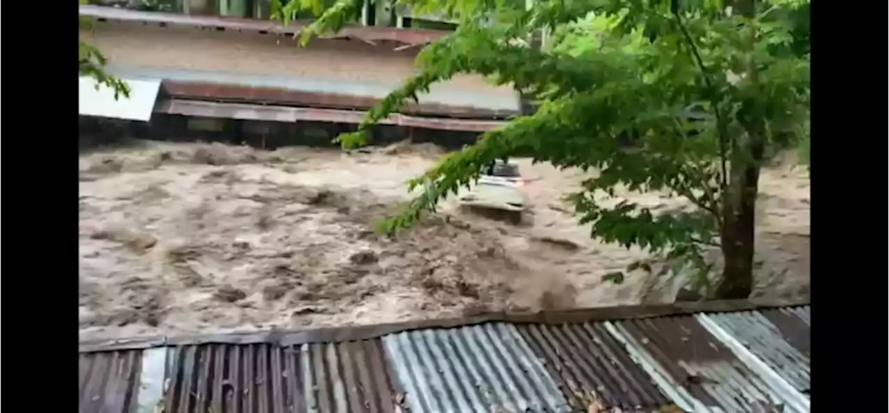 Banjir dan Longsor di Karo jadi Penyebab Banjir Bandang di Lokasi Wisata Sembahe